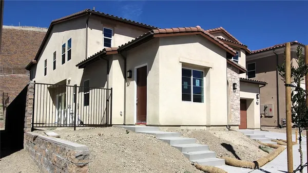 $2,409,995 | 5867 Sunrise Rdg Lane, Lake Forest, CA 92679
