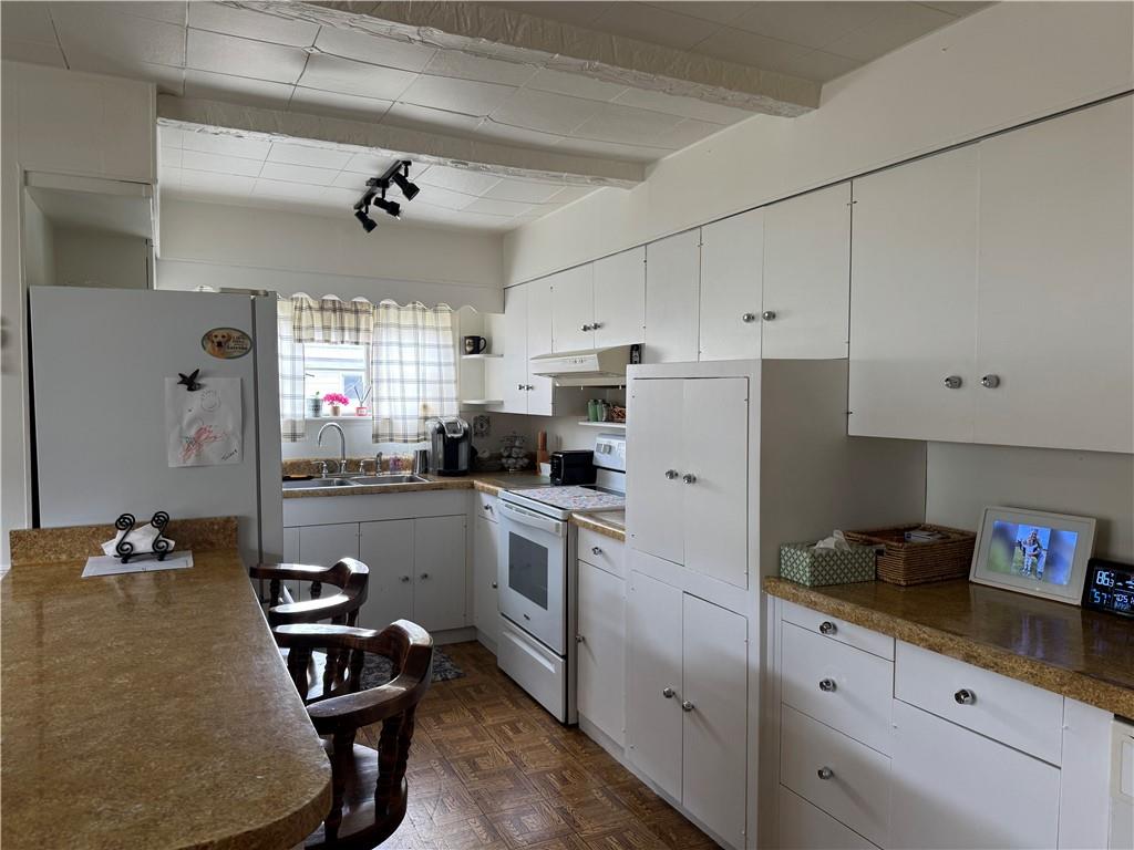 200 Wayne Street Roscoe, PA 15477 - Photo 9 of 49