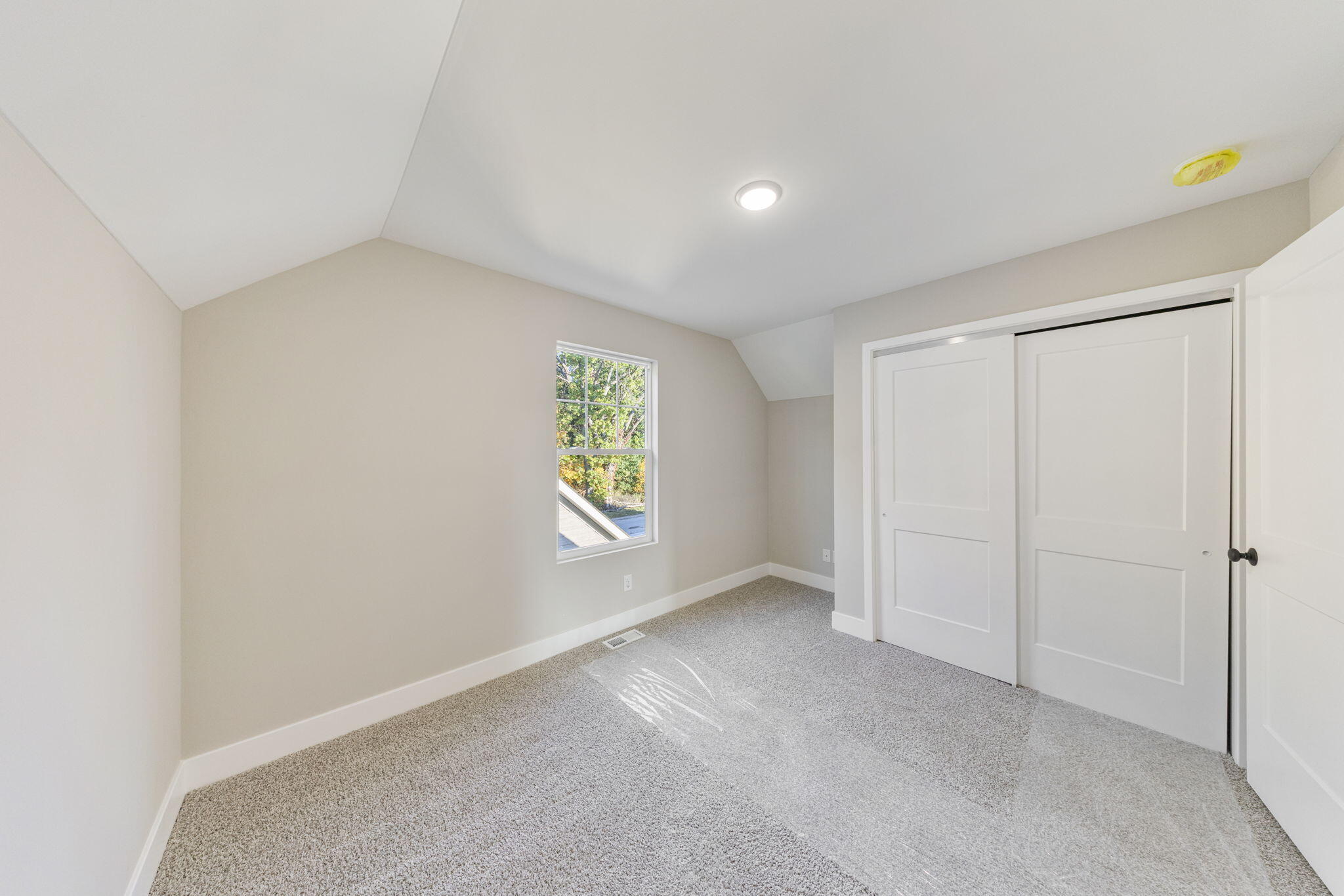 1181 Harbor Way Chesterton, IN 46304 - Photo 14 of 21 2048x1366