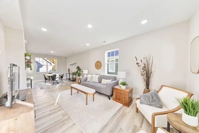 $309,000 | 1181 Harbor Way, Chesterton, IN 46304