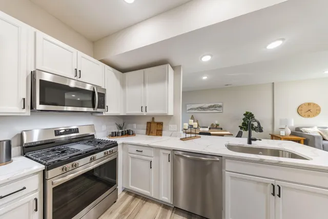 $309,000 | 1181 Harbor Way, Chesterton, IN 46304