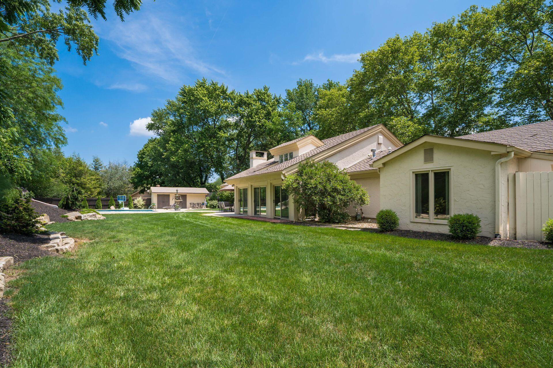 4051 Old Poste Road Columbus, OH 43221 - Photo 49 of 62 049_ Rd Columbus OH 43221 USA