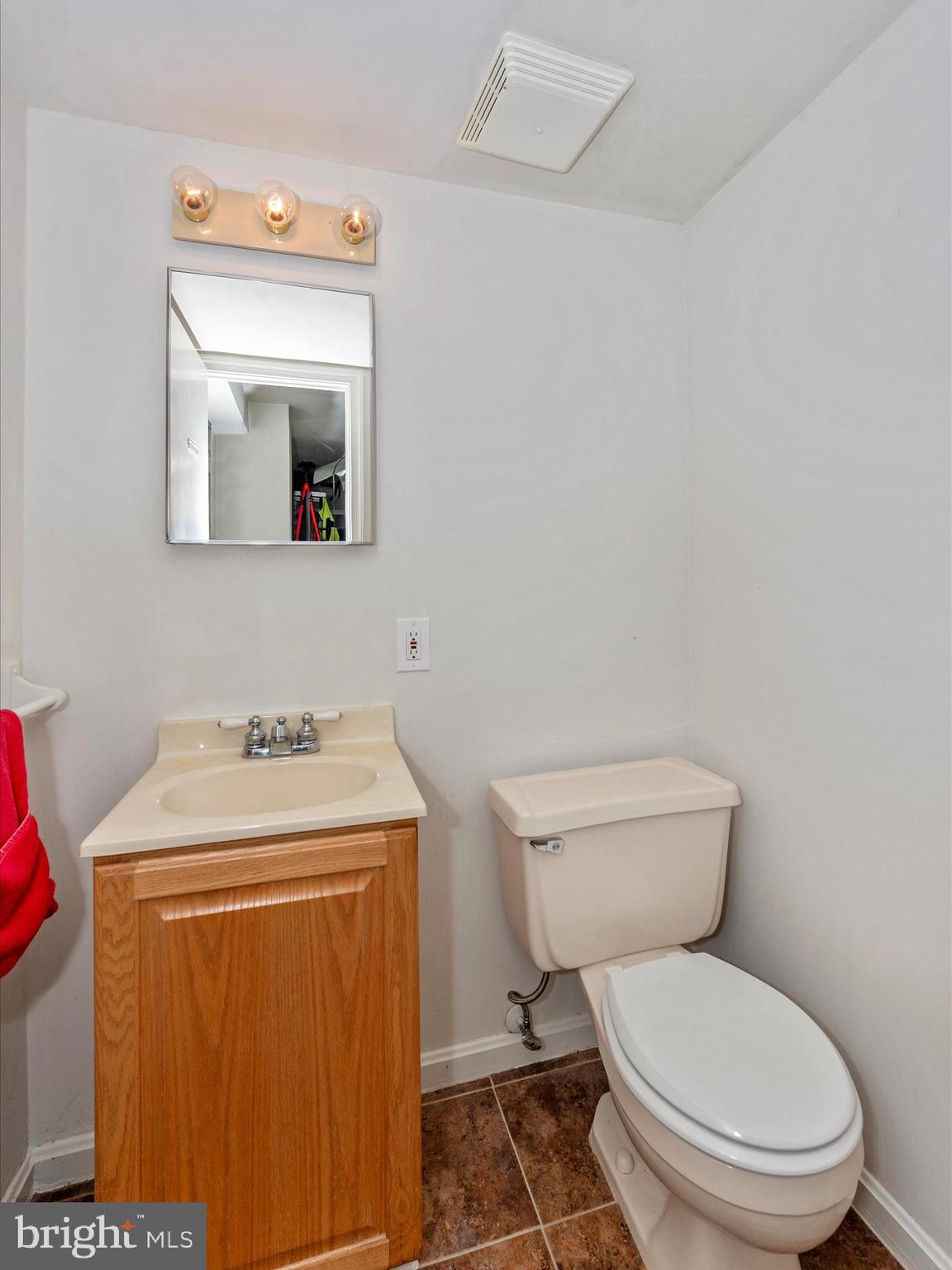 13312 Locksley Lane Silver Spring, MD 20904 - Photo 84 of 102 Powder Room