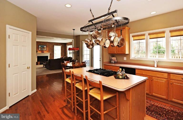 7835 Gambrill Woods Way Springfield, VA 22153 - Photo 19 of 28 Kitchen #3