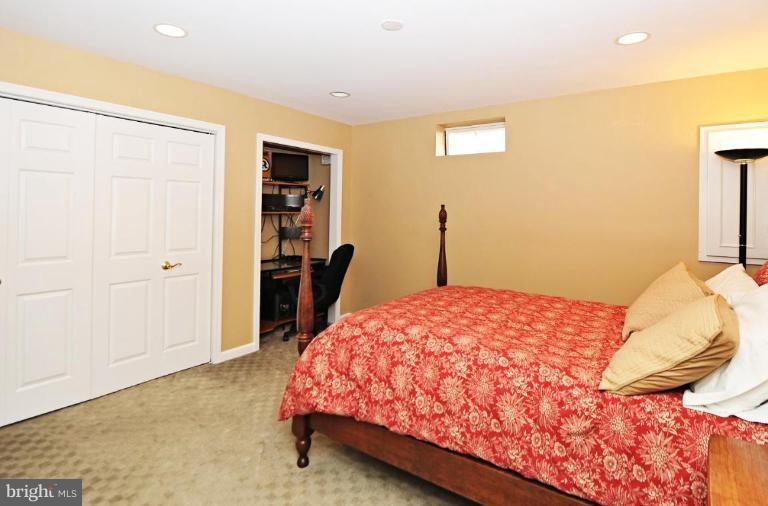 7835 Gambrill Woods Way Springfield, VA 22153 - Photo 24 of 28 Other #3
