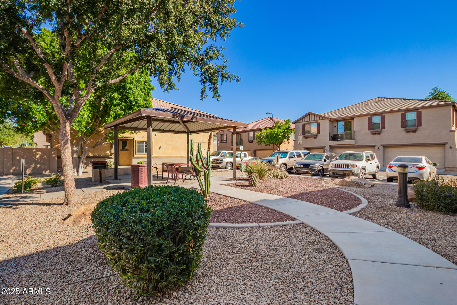8117 West Groom Creek Road Phoenix, AZ 85043 - Photo 12 of 33 29 - Groom Creek