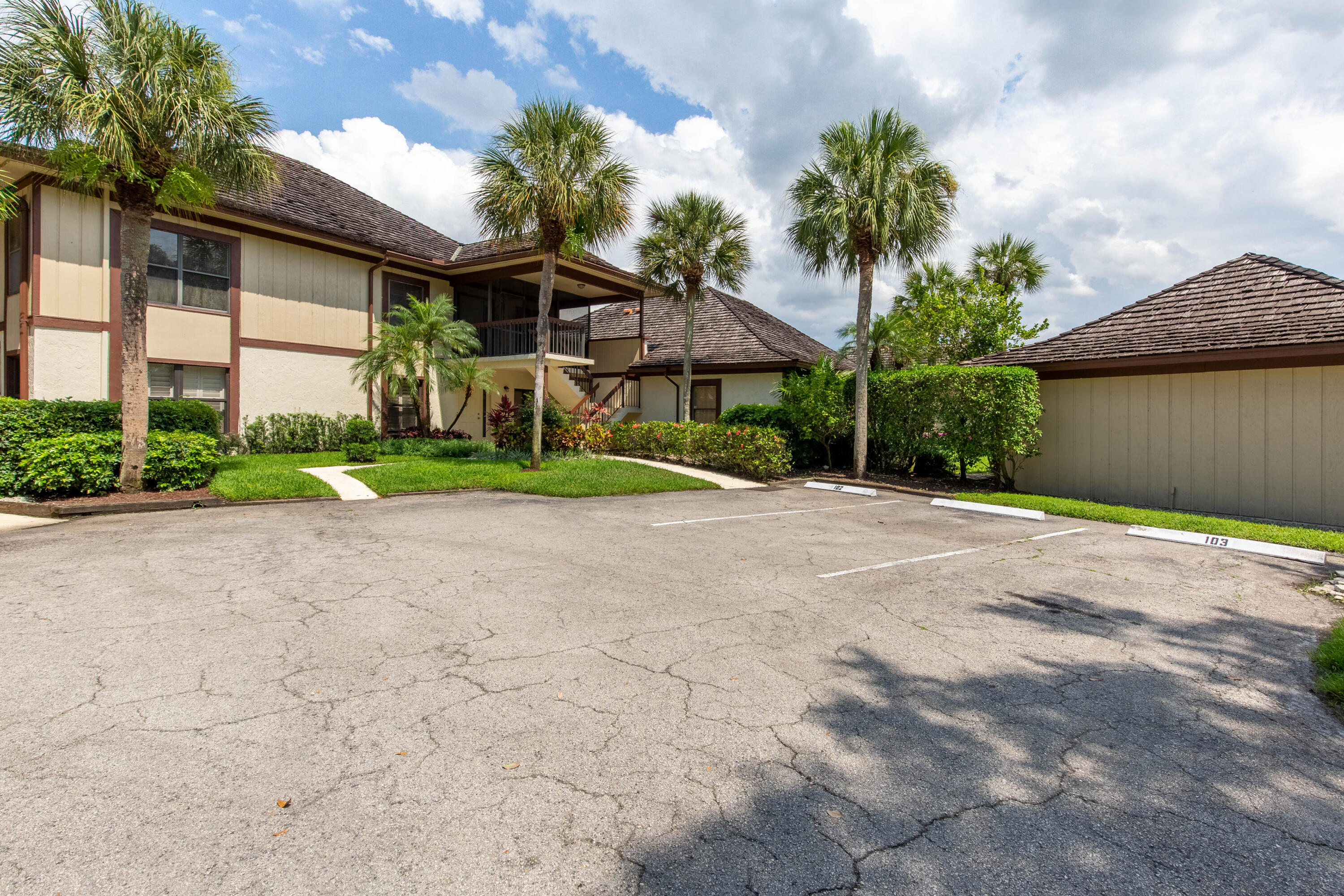 13400 Polo Road West, Unit 202 Wellington, FL 33414 - Photo 2 of 16 1