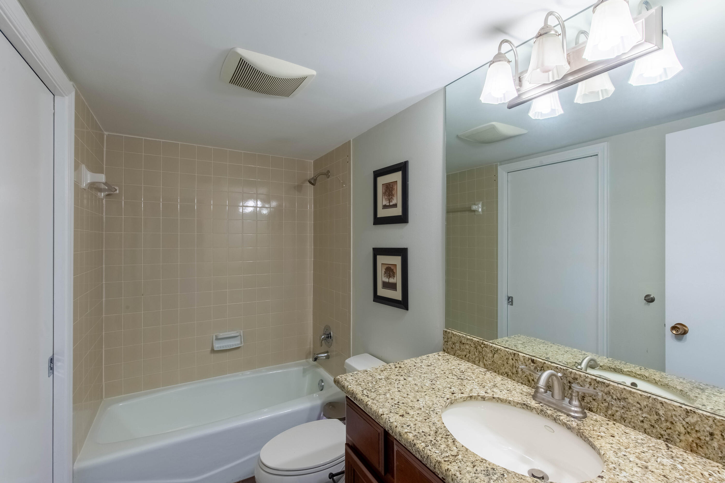 13400 Polo Road West, Unit 202 Wellington, FL 33414 - Photo 10 of 16 11