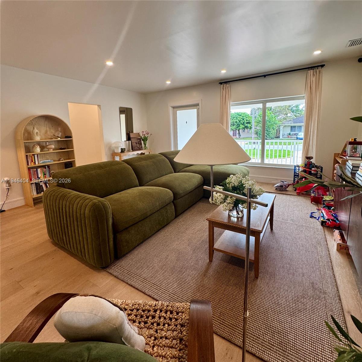 6365 Southwest 30th Street Miami, FL 33155 - Photo 8 of 22