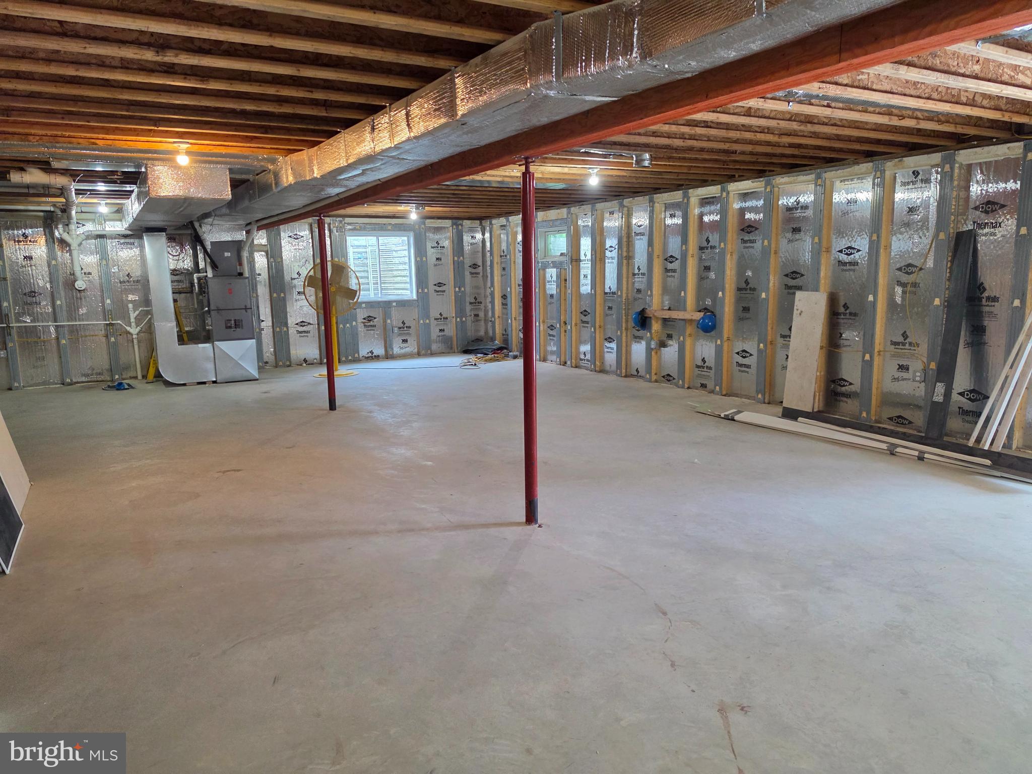 13514 Old Cresaptown Road Southwest Lavale, MD 21502 - Photo 22 of 25 a view of an empty room with wooden roof