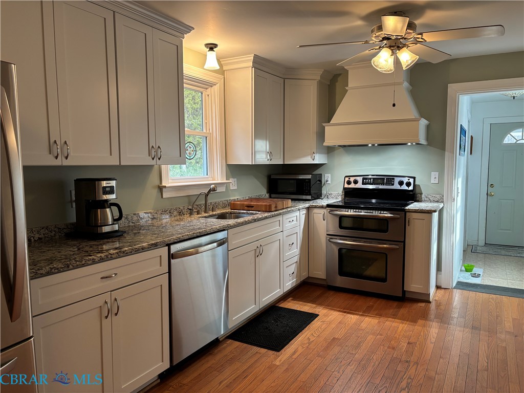 584 Hunts Road Port Haywood, VA 23138 - Photo 9 of 47