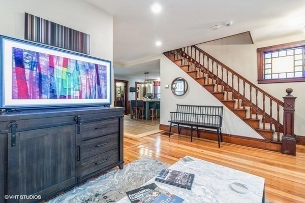 11 Allen Road Norwood, MA 02062 - Photo 4 of 38 Gallery Image 4