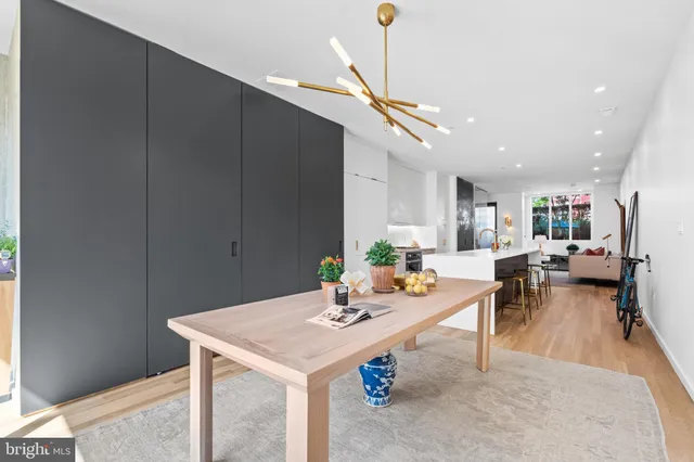 $949,000 | 1202 T Street Northwest, Unit 1, Washington, DC 20009