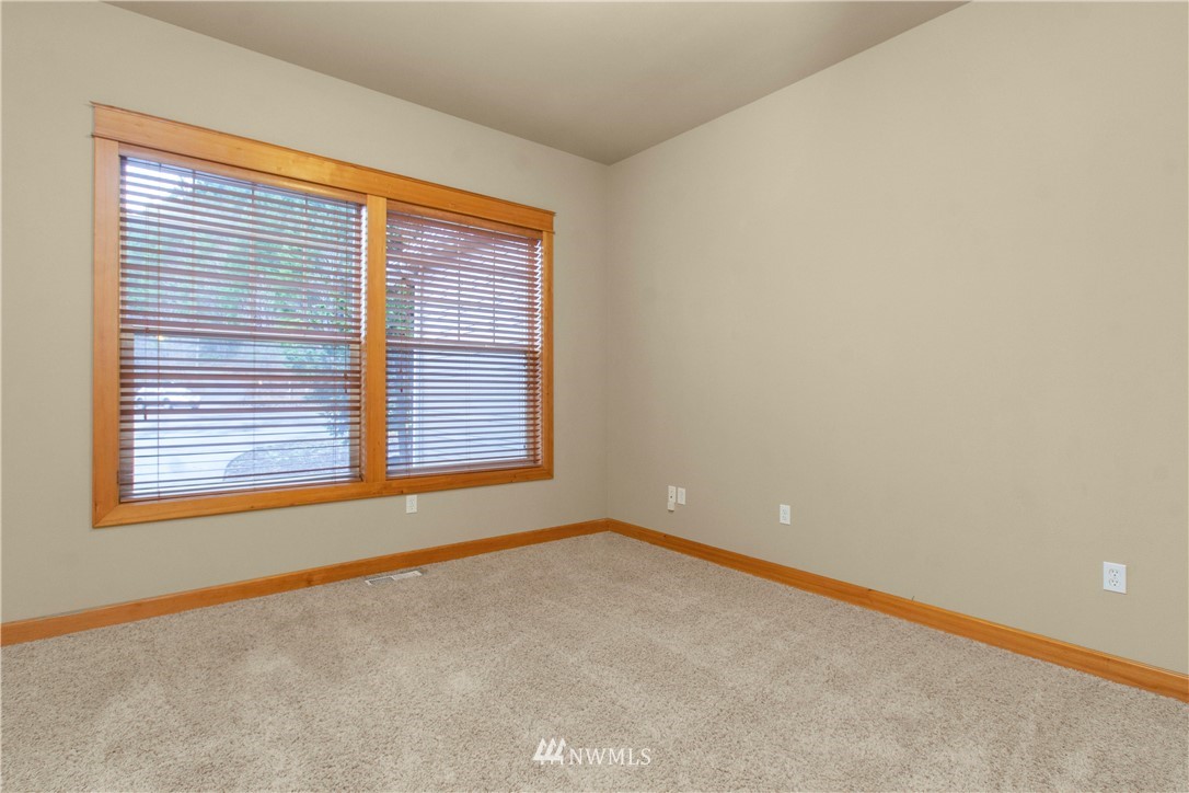 5035 Gold Ridge Lane Southwest Olympia, WA 98512 - Photo 17 of 38 Gallery Image 17