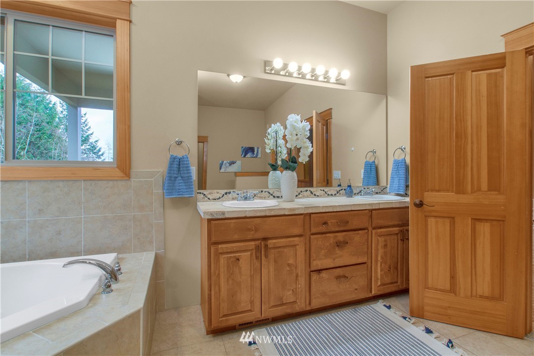 5035 Gold Ridge Lane Southwest Olympia, WA 98512 - Photo 28 of 38 Gallery Image 28
