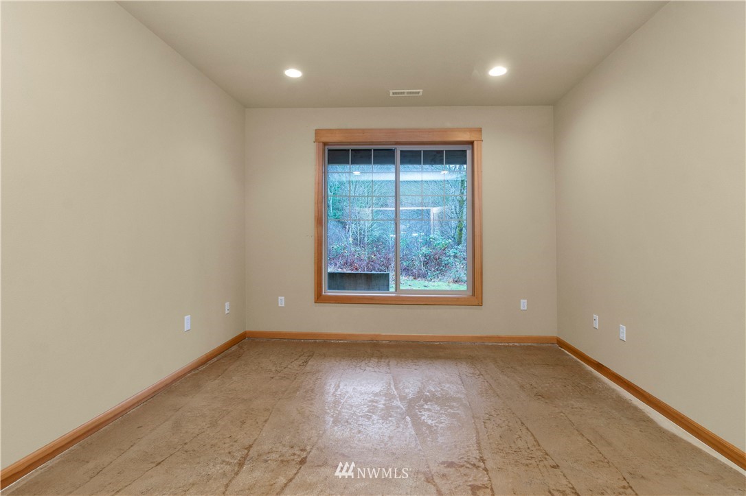 5035 Gold Ridge Lane Southwest Olympia, WA 98512 - Photo 32 of 38 Gallery Image 32