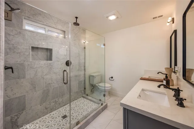 $2,199,000 | 1096 Tulare Drive, Costa Mesa, CA 92626