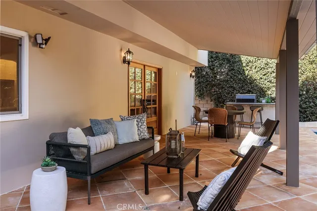 $2,199,000 | 1096 Tulare Drive, Costa Mesa, CA 92626