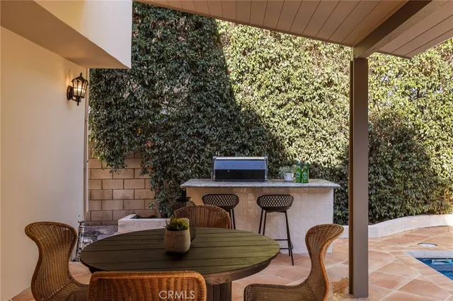 $2,199,000 | 1096 Tulare Drive, Costa Mesa, CA 92626