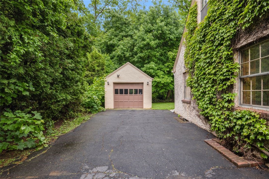 35 New Clark Road Cumberland, RI 02864 - Photo 6 of 40