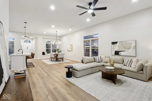 $350,000 | 8412 Pine Tree Boulevard, Indianapolis, IN 46256