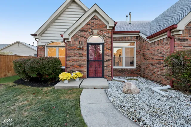 $350,000 | 8412 Pine Tree Boulevard, Indianapolis, IN 46256