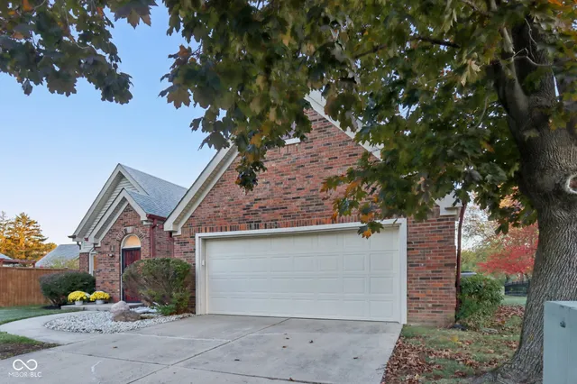 $350,000 | 8412 Pine Tree Boulevard, Indianapolis, IN 46256