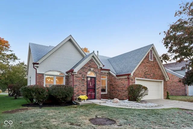 $350,000 | 8412 Pine Tree Boulevard, Indianapolis, IN 46256