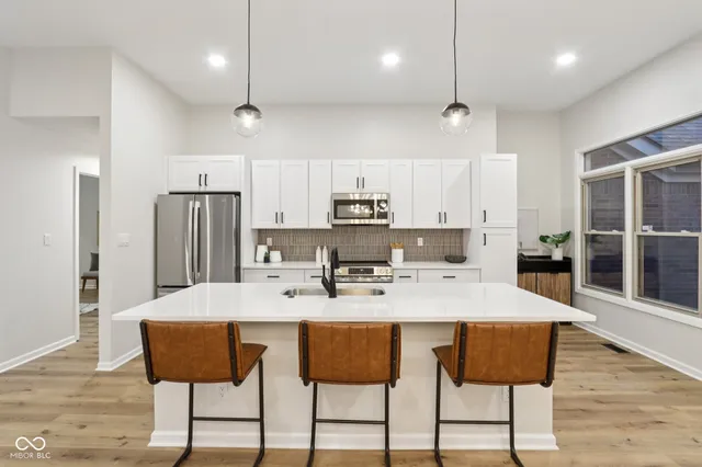 $350,000 | 8412 Pine Tree Boulevard, Indianapolis, IN 46256