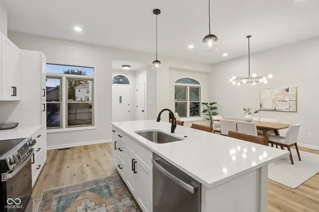 $350,000 | 8412 Pine Tree Boulevard, Indianapolis, IN 46256