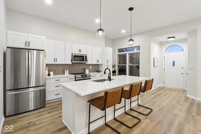 $350,000 | 8412 Pine Tree Boulevard, Indianapolis, IN 46256