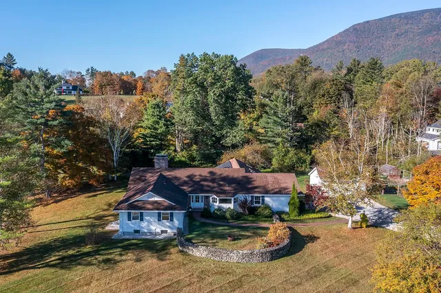 $1,200,000 | 693 Longview Drive, Manchester, VT 05254