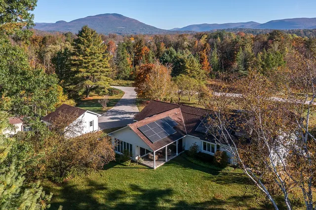 $1,200,000 | 693 Longview Drive, Manchester, VT 05254