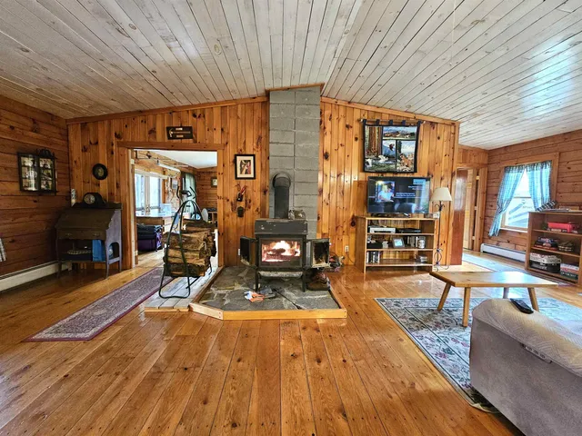 $795,000 | 115 Prior Road, Cavendish, VT 05142