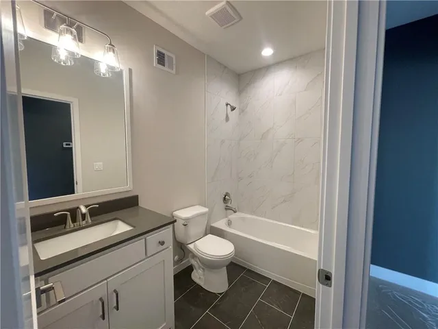 $579,500 | 15367 West 161st Street, Olathe, KS 66062