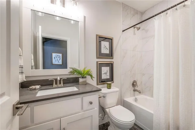 $579,500 | 15367 West 161st Street, Olathe, KS 66062