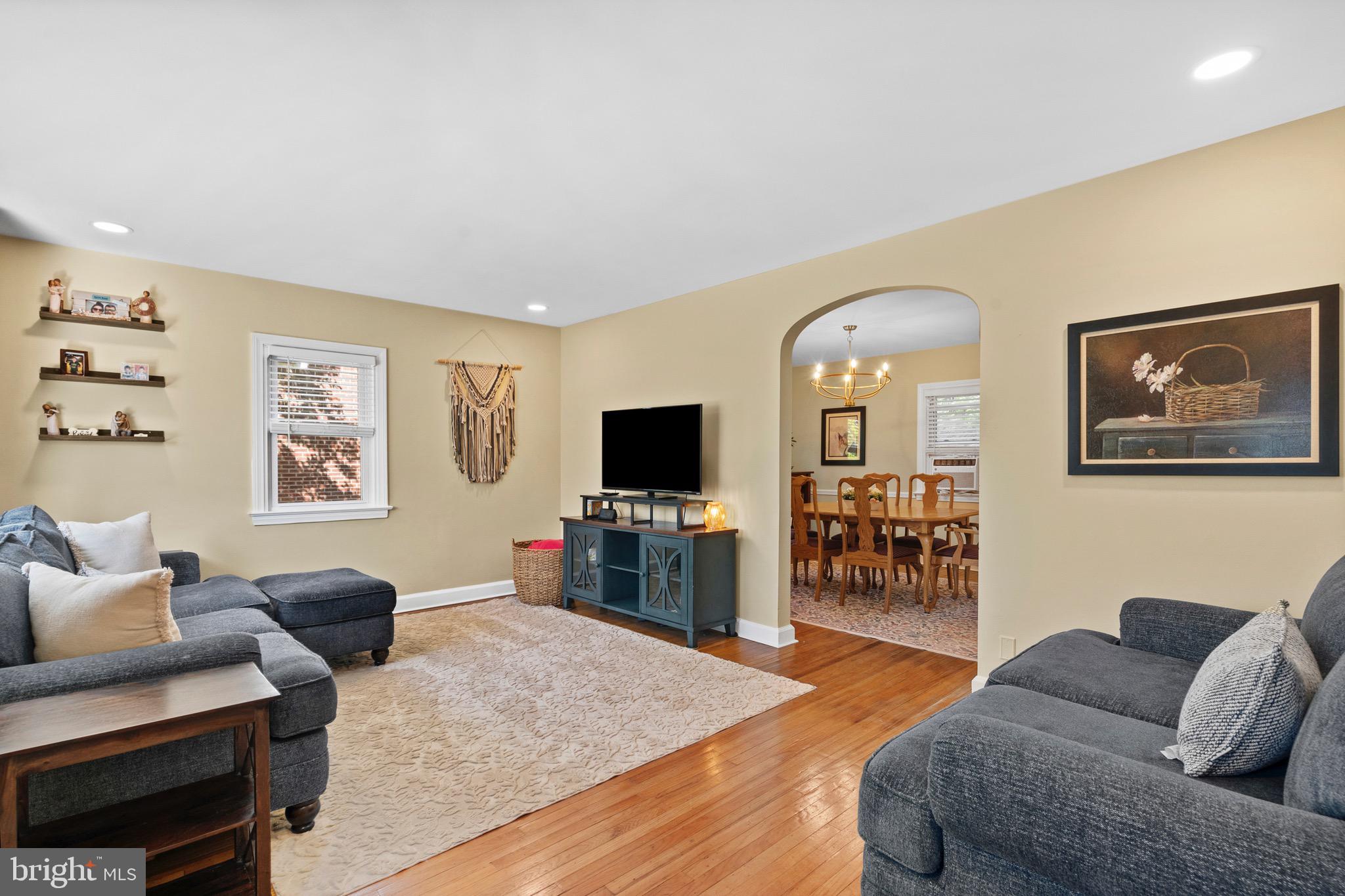 1564 Burmont Road Havertown, PA 19083 - Photo 6 of 29