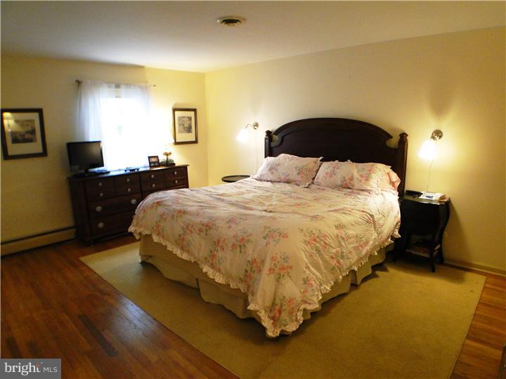 306 Ponds Edge Road West Chester, PA 19382 - Photo 13 of 23 Gallery Image 13