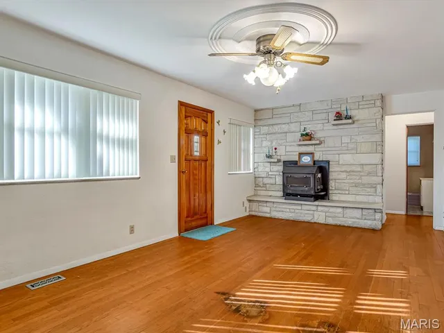 $105,000 | 410 South 3rd Street, Coulterville, IL 62237