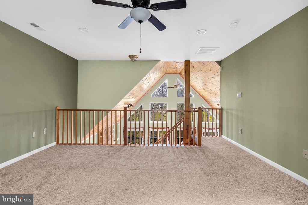 102 Salt Lick Road Front Royal, VA 22630 - Photo 25 of 50 Upper level master loft