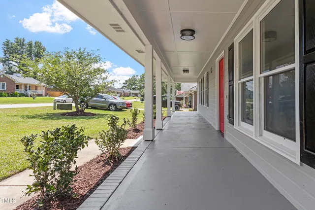 $219,800 | 4332 Falls Drive, Hope Mills, NC 28348