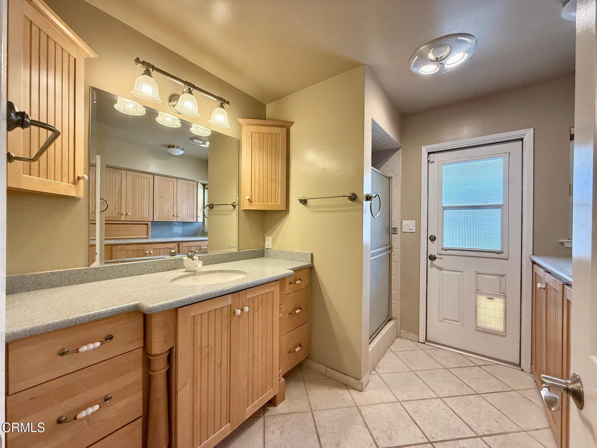 5241 Beachcomber Street Oxnard, CA 93035 - Photo 13 of 18 10