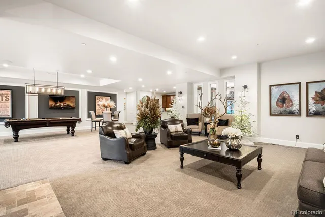 a view of a house with a small yard