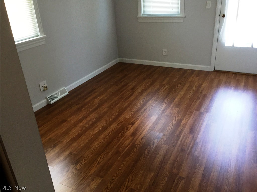 279 Nobottom Road Berea, OH 44017 - Photo 16 of 27 Gallery Image 16