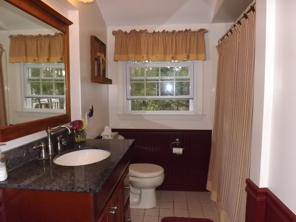 39 Bear Hill Road Cumberland, RI 02864 - Photo 12 of 18 Gallery Image 12