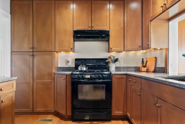 $2,250,000 | 22 Gray Road, Southport, ME 04576