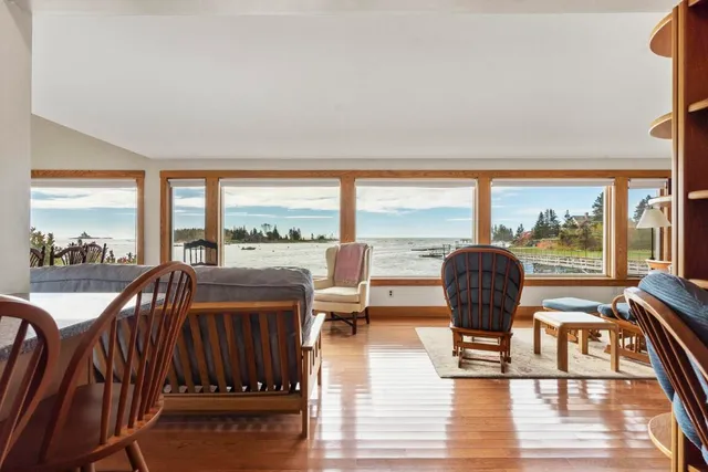 $2,250,000 | 22 Gray Road, Southport, ME 04576