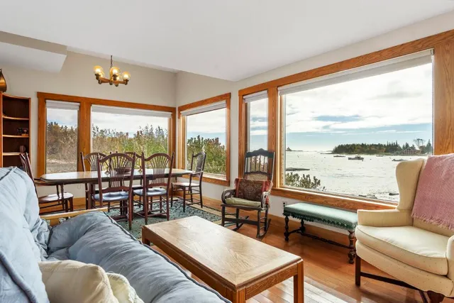 $2,250,000 | 22 Gray Road, Southport, ME 04576