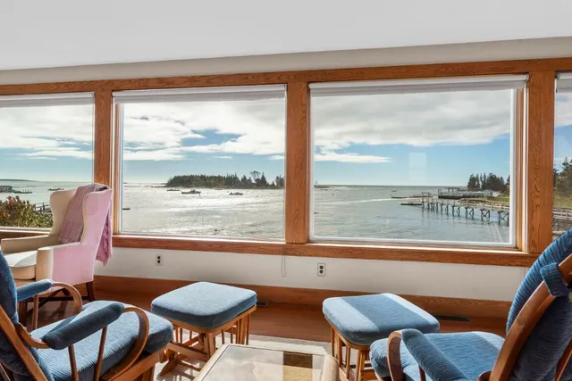 $2,250,000 | 22 Gray Road, Southport, ME 04576