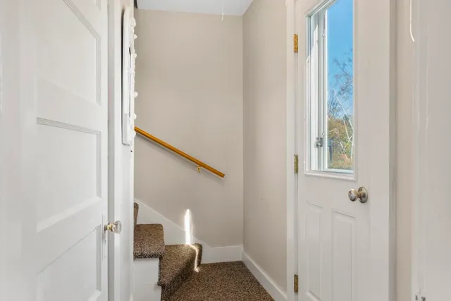 $2,250,000 | 22 Gray Road, Southport, ME 04576